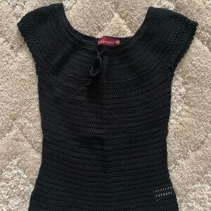 Nevada Black Crochet/Knit Top Size Small